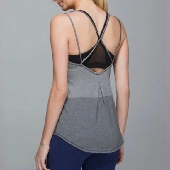 LULULEMON Breezy Strappy Back Tank Top Gray Stripe Size: 6 - Picture 8 of 8